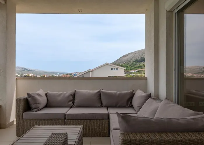 New Apartments With Sea View