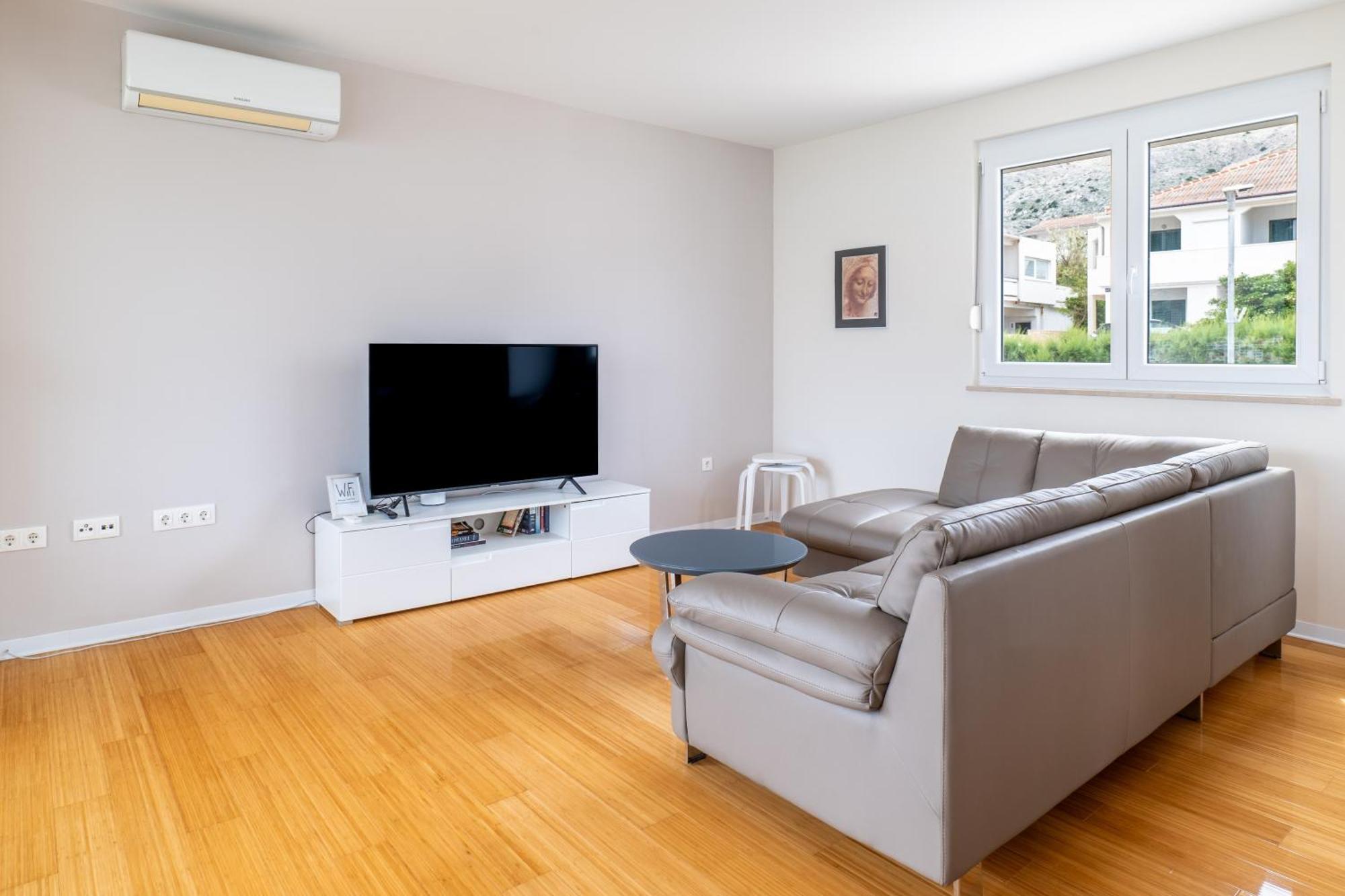 New With Sea View Apartment