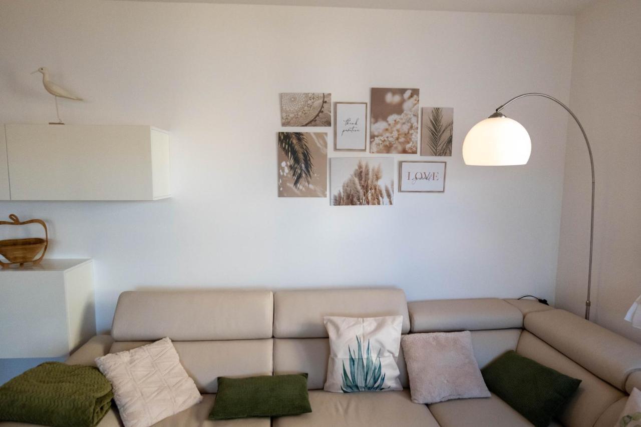New With Sea View Apartman Pag Town