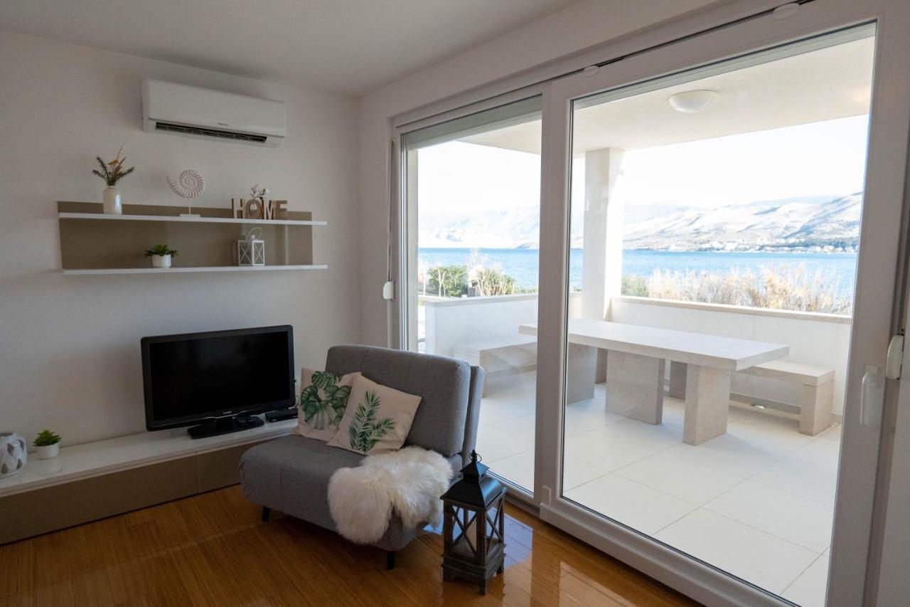 Apartman New With Sea View *